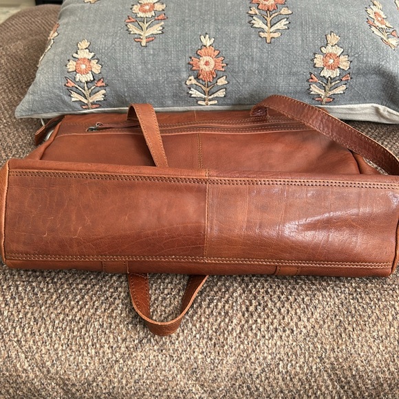 Spikes and Sparrow Leather satchel/purse/business bag - Picture 9 of 9